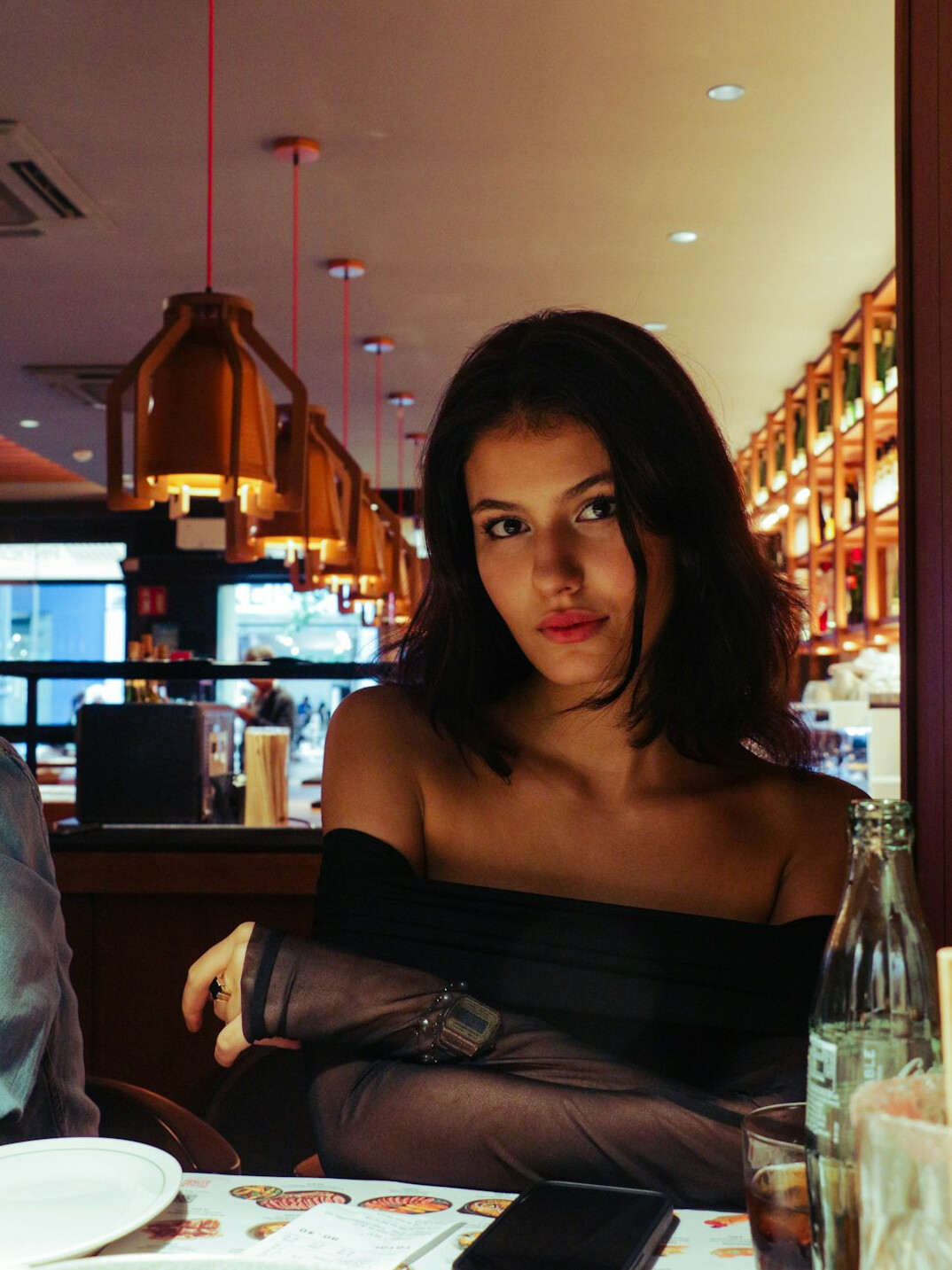 celebrity dining at restaurant